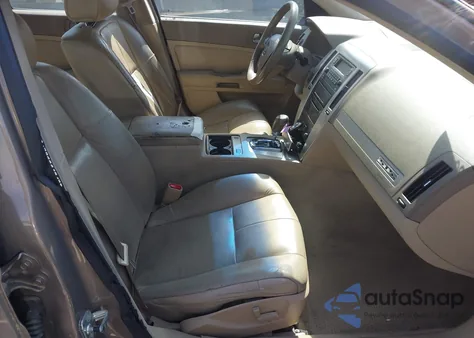 2007 Cadillac Sts V6 из США, поврежденный, VIN 1G6DW677X70117510